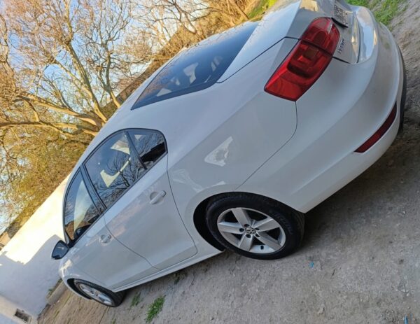 Vendo VW Vento - Imagen 2