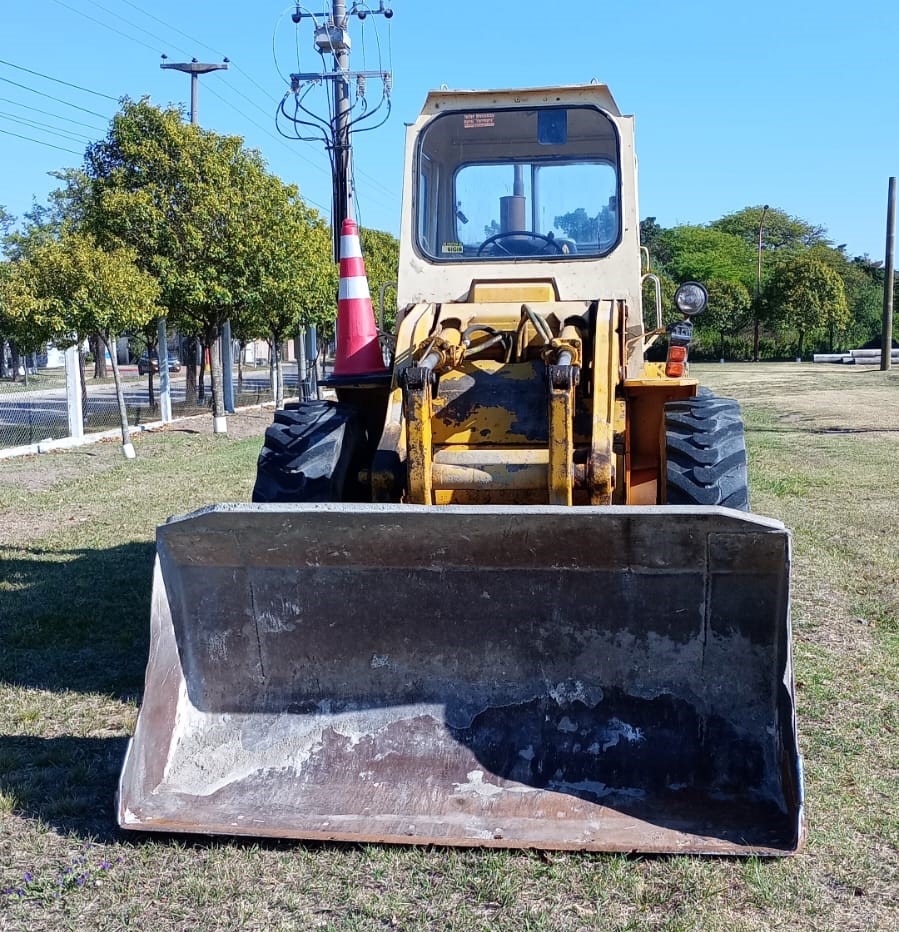 Vendo pala cargadora usada - Imagen 2