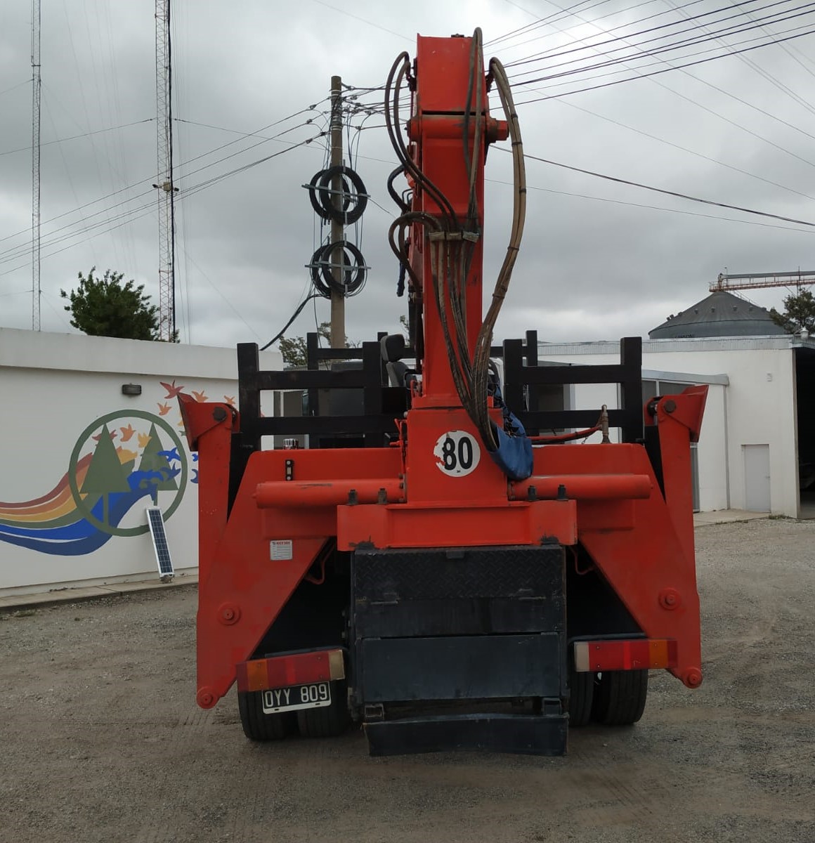 Vendo grúa usada en excelente estado - Imagen 6