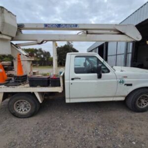 Vendo de camioneta con hidroelevador